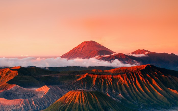 papers_co-ne29-red-mountain-cloud-wonderful-nature-36-3840x2400-4k-wallpaper