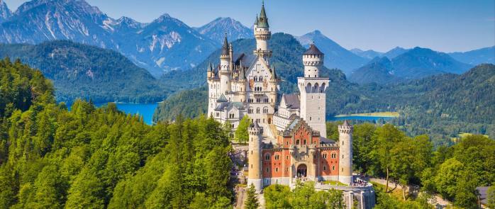 schloss-neuschwanstein-koenig-ludwig