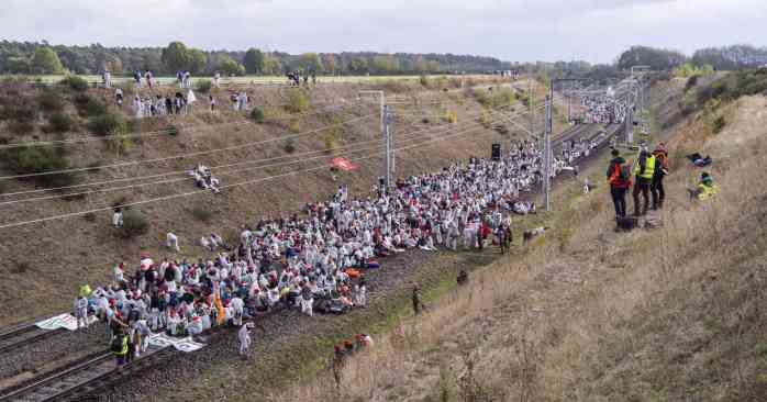 w1200_h630_x1500_y998_DPA_bfunk_dpa_5F9AB60040DC2CB0-bbed9a177b33612f